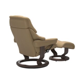 Stressless® Reno Classic chair with footstool Sand